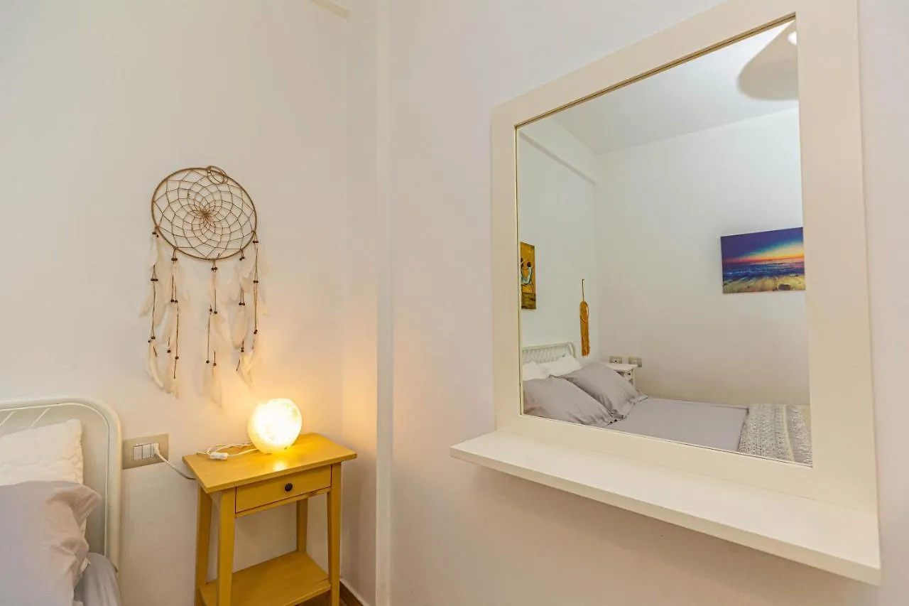 Villa Amos At Aquamarine Residence Wlora