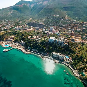 New York Vlorë