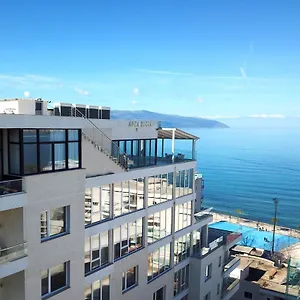 Hotel Adea, Vlorë